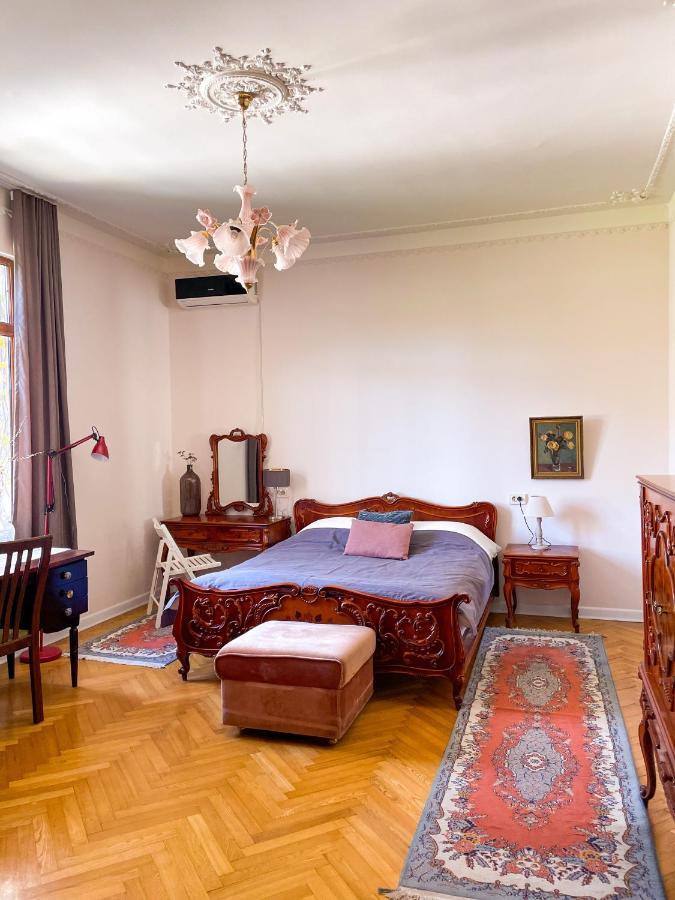 Batumi Holiday 3 Батуми Екстериор снимка