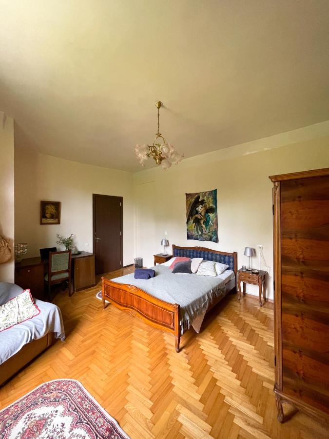 Batumi Holiday 3 Батуми Екстериор снимка